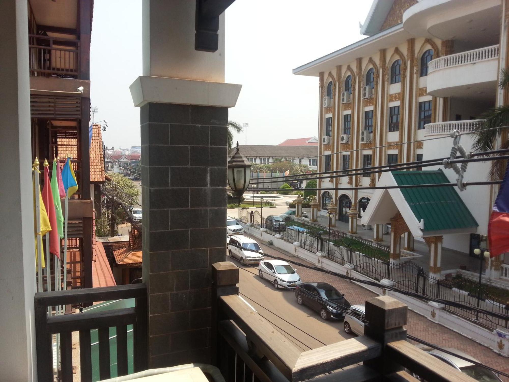 Faa Apartment Vientiane Bilik gambar